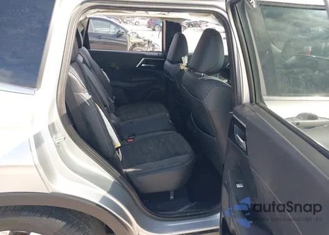 2024 Mitsubishi Outlander Se 2.5 2Wd from USA, damaged, VIN JA4J3VA88RZ055571